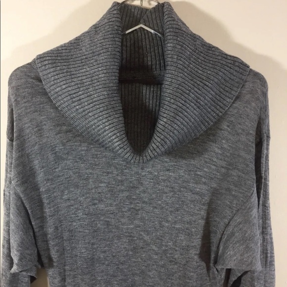 Le Chateau Women Cowl Neck Sweater Grey Wool Blend Small Dolman Sleeve - Picture 3 of 11